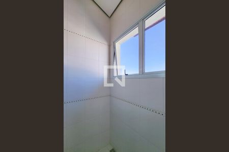 Casa de condomínio para alugar com 316m², 3 quartos e 6 vagasBanheiro 2