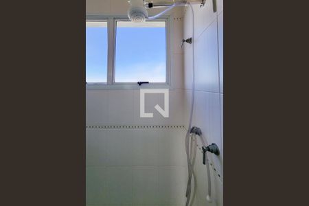 Casa de condomínio para alugar com 316m², 3 quartos e 6 vagasBanheiro 2