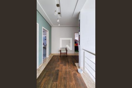 Casa de condomínio para alugar com 316m², 3 quartos e 6 vagasHall