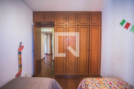 Apartamento à venda com 119m², 3 quartos e 2 vagasQuarto 2
