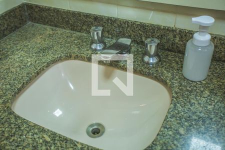 Apartamento à venda com 119m², 3 quartos e 2 vagasBanheiro 2