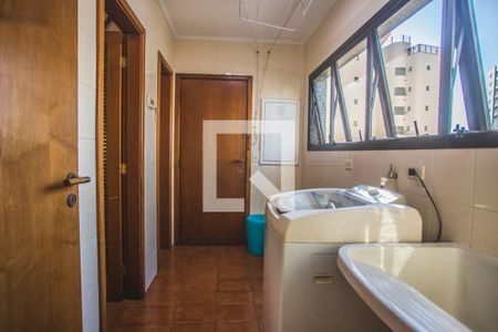 Apartamento à venda com 119m², 3 quartos e 2 vagasÁrea de Serviço