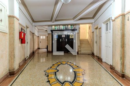 Apartamento para alugar com 85m², 1 quarto e sem vagaElevador