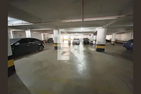 Apartamento à venda com 130m², 3 quartos e 2 vagasEstacionamento