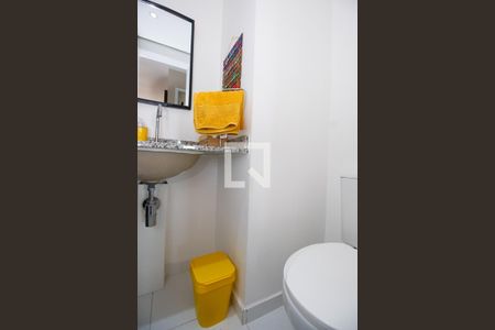 Banheiro da Suíte de apartamento para alugar com 2 quartos, 64m² em Jardim Parque Morumbi, São Paulo