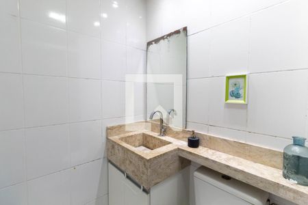 Apartamento à venda com 46m², 2 quartos e 1 vaga Apartamento à venda com 46m², 2 quartos e 1 vagaBanheiro
