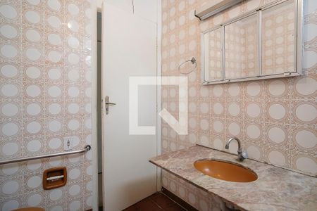 Casa à venda com 173m², 4 quartos e 2 vagasBanheiro da suíte