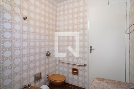 Casa à venda com 173m², 4 quartos e 2 vagasBanheiro da suíte