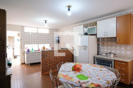 Casa à venda com 173m², 4 quartos e 2 vagasSala de jantar