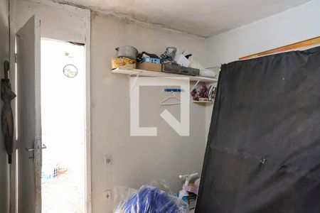 Casa à venda com 173m², 4 quartos e 2 vagasQuarto área de serviço