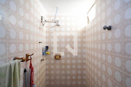 Casa à venda com 173m², 4 quartos e 2 vagasBanheiro