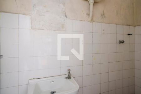 Casa à venda com 173m², 4 quartos e 2 vagasBanheiro área de serviço