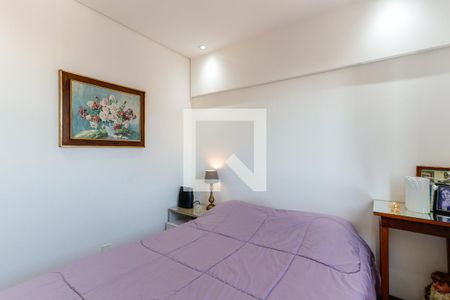 Apartamento à venda com 75m², 3 quartos e 1 vagaQuarto 2
