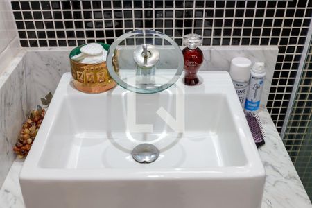 Apartamento à venda com 75m², 3 quartos e 1 vagaBanheiro da Suíte