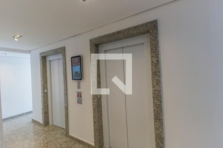 Apartamento para alugar com 49m², 1 quarto e 1 vagaHall social