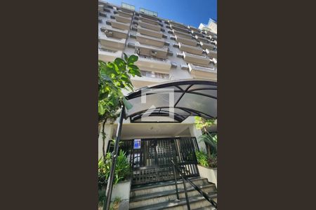 Apartamento para alugar com 146m², 3 quartos e 2 vagasFachada