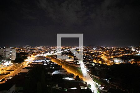Sacada/Área de Serviço - Vista  de apartamento para alugar com 2 quartos, 55m² em Centro, Mogi das Cruzes