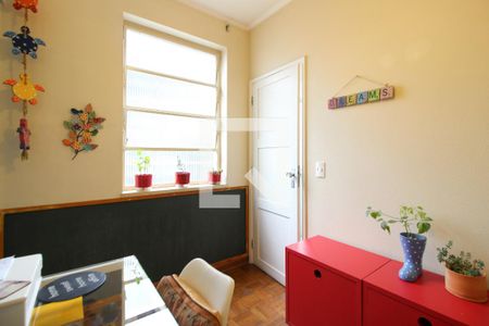 Apartamento à venda com 107m², 2 quartos e 1 vagaEscritório