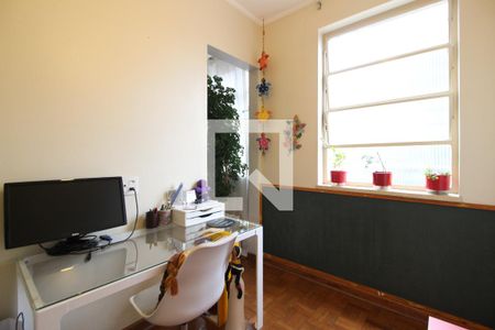 Apartamento à venda com 107m², 2 quartos e 1 vagaEscritório