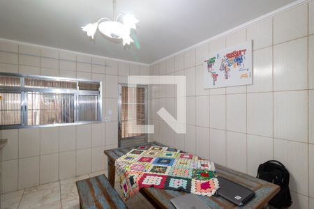 Casa de condomínio à venda com 96m², 4 quartos e 1 vaga Casa de condomínio à venda com 96m², 4 quartos e 1 vagaCozinha