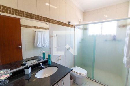 Casa à venda com 280m², 5 quartos e 3 vagasBanheiro Social