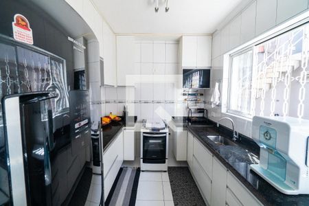 Casa à venda com 280m², 5 quartos e 3 vagasCozinha