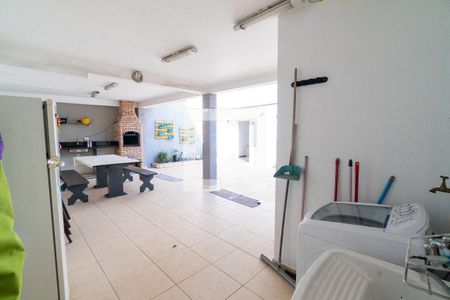 Casa à venda com 280m², 5 quartos e 3 vagasÁrea de Serviço