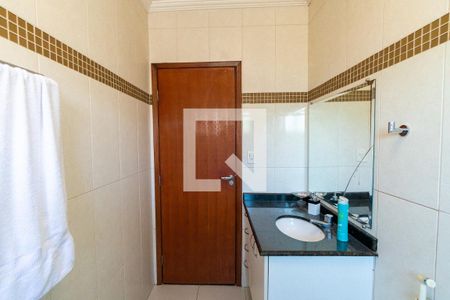 Casa à venda com 280m², 5 quartos e 3 vagasBanheiro Social