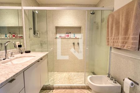 Apartamento à venda com 170m², 3 quartos e 1 vagaSuíte