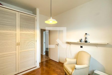 Apartamento à venda com 170m², 3 quartos e 1 vagaQuarto 02