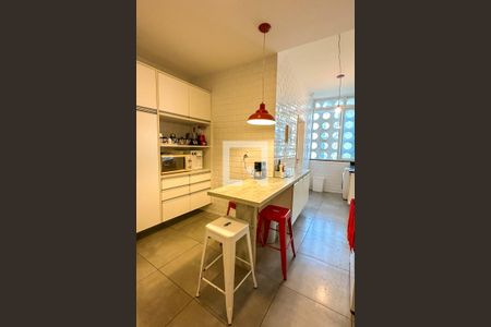 Apartamento à venda com 170m², 3 quartos e 1 vagaCozinha