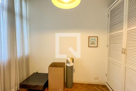 Apartamento à venda com 170m², 3 quartos e 1 vagaQuarto 02