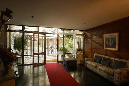 Apartamento à venda com 170m², 3 quartos e 1 vagaEntrada