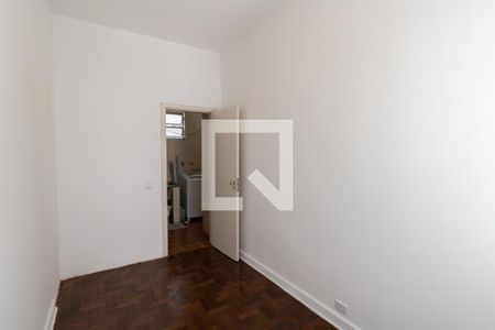 Apartamento para alugar com 131m², 4 quartos e sem vagaQuarto de Serviço