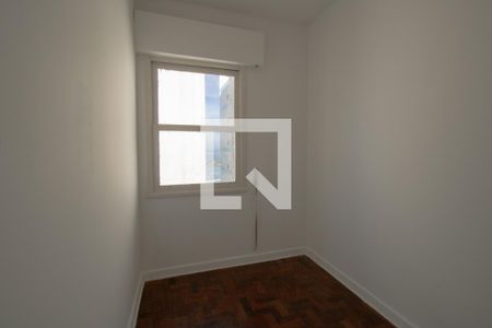 Apartamento para alugar com 131m², 4 quartos e sem vagaQuarto de Serviço