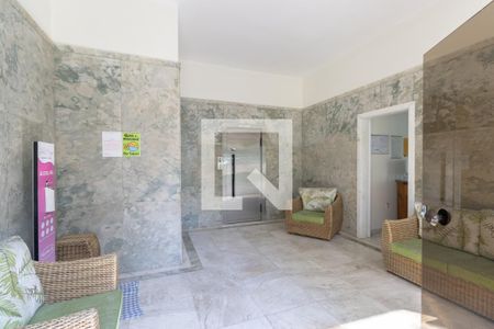 Apartamento para alugar com 131m², 4 quartos e sem vagaHall social