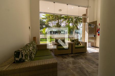 Apartamento para alugar com 131m², 4 quartos e sem vagaHall social