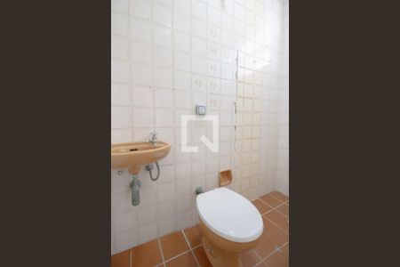 Apartamento para alugar com 131m², 4 quartos e sem vagaBanheiro de serviço