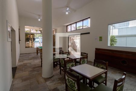 Apartamento para alugar com 131m², 4 quartos e sem vagaÁrea comum