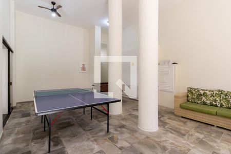 Apartamento para alugar com 131m², 4 quartos e sem vagaÁrea comum