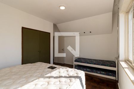 Apartamento para alugar com 131m², 4 quartos e sem vagaQuarto 1