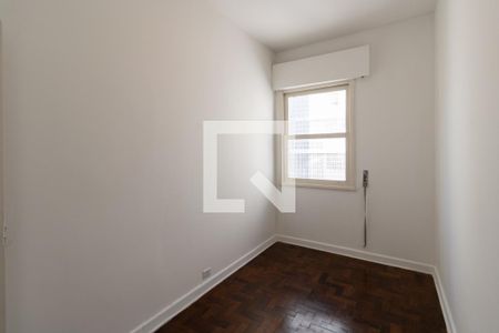 Apartamento para alugar com 131m², 4 quartos e sem vagaQuarto de Serviço