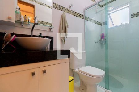 Casa à venda com 110m², 2 quartos e 2 vagas Casa à venda com 110m², 2 quartos e 2 vagasBanheiro Suíte