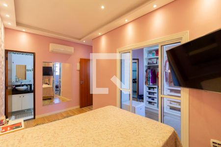 Casa à venda com 110m², 2 quartos e 2 vagas Casa à venda com 110m², 2 quartos e 2 vagasSuíte