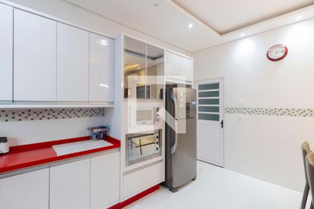 Casa à venda com 110m², 2 quartos e 2 vagas Casa à venda com 110m², 2 quartos e 2 vagasCozinha