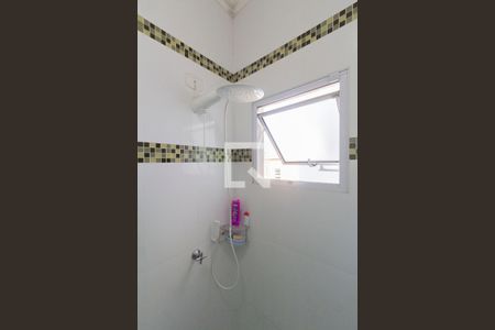 Casa à venda com 110m², 2 quartos e 2 vagas Casa à venda com 110m², 2 quartos e 2 vagasBanheiro Suíte