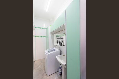 Casa à venda com 110m², 2 quartos e 2 vagas Casa à venda com 110m², 2 quartos e 2 vagasÁrea de Serviço