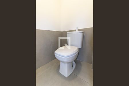 Apartamento para alugar com 81m², 2 quartos e 2 vagas Apartamento para alugar com 81m², 2 quartos e 2 vagasBanheiro do Quarto 1