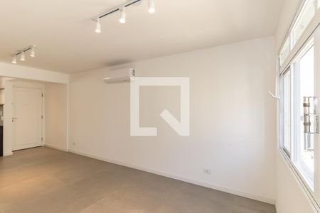 Apartamento para alugar com 81m², 2 quartos e 2 vagas Apartamento para alugar com 81m², 2 quartos e 2 vagasSala