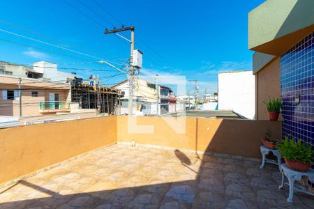 Casa à venda com 150m², 3 quartos e 4 vagas Casa à venda com 150m², 3 quartos e 4 vagasVaranda do Quarto 3